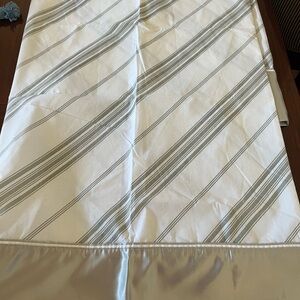 Elegant Wamsutta Supercale White and Gray Pillowcases 20 X 32